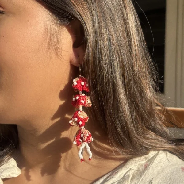 Red Dangler - Image 2
