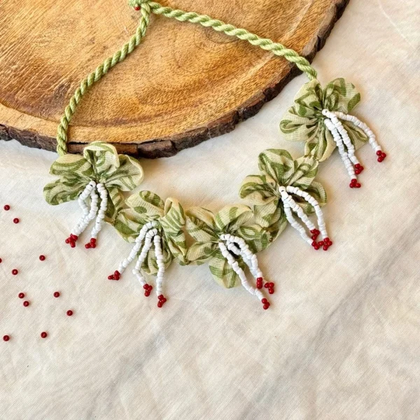 Soft Bloom Neckpiece - Image 3